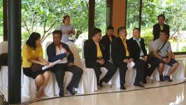 นายกเทศมนตรีนครแม่สอด ร่วมรายการถ่ายทอดสดช่อง nbt พิษณุโลก เกี่ยวกับเขตเศรษฐกิจพิเศษแม่สอด ที่บริษัททีเคการ์เม้นแม่ตาว
