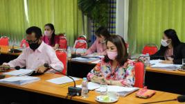 ทน.แม่สอดหารือคณะกรรมการช่วยเหลือประชาชนพิจารณาผู้ลงทะเบียนประสบภาวะยากลำบากจากสถานการณ์โควิด-19