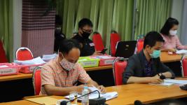 ทน.แม่สอดหารือคณะกรรมการช่วยเหลือประชาชนพิจารณาผู้ลงทะเบียนประสบภาวะยากลำบากจากสถานการณ์โควิด-19