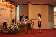 นายกนครแม่สอดมอบวุฒิบัตรแก่ บัณฑิตน้อยและนักเรียนระดับชั้นมัธยม