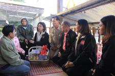 เทศบาลนครแม่สอด ลงพื้นที่เยี่ยมเยือนและมอบของขวัญปีใหม่ผู้สูงอายุ