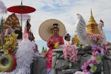 เทศบาลนครแม่สอด จัดกิจกรรมมหาสงกรานต์ ส่งเสริมการท่องเที่ยว และเศรษฐกิจชุมชน นครแม่สอด