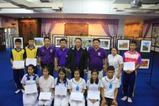 ดร.เทอดเกียรติ ชินสรนันท์ นายกเทศมนตรีนครแม่สอด  เป็นประธานมอบประกาศนียบัตร กิจกรรมอบรม 