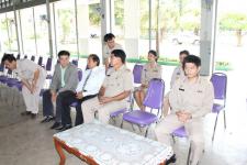 คณะผู้บิหารเทศบาลนครแม่สอด มอบของบริโภคให้แก่โรงเรียน ทั้ง5โรงเรียน