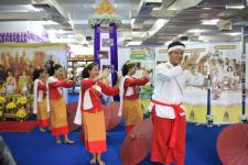 เทศบาลนครแม่สอดจัดงานใต้ร่มพระบารมี 235 ปี กรุงรัตนโกสินทร์ ประจำปี 2560