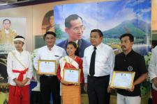เทศบาลนครแม่สอดจัดงานใต้ร่มพระบารมี 235 ปี กรุงรัตนโกสินทร์ ประจำปี 2560