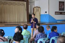 เทศบาลนครแม่สอด จัดประชุมประชาคมรับฟังความคิดเห็นของประชาชนและแจกเบี้ยยังชีพผู้สูงอายุและผู้พิการ ประจำเดือนพฤษภาคม  2561