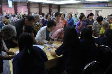 เทศบาลนครแม่สอด จัดประชุมประชาคมรับฟังความคิดเห็นของประชาชนและแจกเบี้ยยังชีพผู้สูงอายุและผู้พิการ ประจำเดือนพฤษภาคม  2561