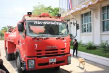 ดร.เทอดเกียรติ ชินสรนันท์ นายกเทศมนตรีนครแม่สอด พร้อมด้วย รองนายกเทศมนตรี สมาชิกสภาเทศบาล ปลัดเทศบาล รองปลัดเทศบาล หัวหน้าส่วนการงาน และพนักงานเทศบาลนครแม่สอด ทำความสะอาดบริเวรเทศบาลนครแม่สอด