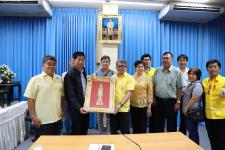 เทศบาลนครแม่สอด ต้อนรับคณะศึกษาดูงานจากเทศบาลตำบลกระดังงา
