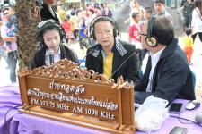 ดร.เทอดเกียรติ ชินสรนันท์ นายกเทศมนตรีนครแม่สอด พร้อมด้วยรองนายกเทศมนตรี สมาชิกสภาเทศบาล ปลัดเทศบาล รองปลัดเทศบาล หัวหน้าส่วนการงานเทศบาล ผู้บริหารโรงเรียนในสังกัดเทศบาล คณะครู และเจ้าหน้าที่เทศบาลนครแม่สอด จัดกิจกรรมวันเด็กแห่งชาติ ประจำปี ๒๕๕๙ 