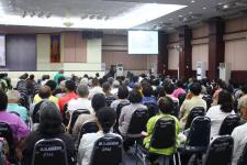 เทศบาลนครแม่สอดจ่ายเงินสงเคราะห์เพื่อการยังชีพของผู้สูงอายุและผู้พิการที่อยู่ในเขตเทศบาลนครแม่สอด ประจำเดือนกันยายน 2560