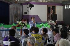 เทศบาลนครแม่สอดจ่ายเงินสงเคราะห์เพื่อการยังชีพของผู้สูงอายุและผู้พิการที่อยู่ในเขตเทศบาลนครแม่สอด ประจำเดือน ธันวาคม 2560