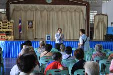 เทศบาลนครแม่สอดจ่ายเงินสงเคราะห์เพื่อการยังชีพของผู้สูงอายุและผู้พิการที่อยู่ในเขตเทศบาลนครแม่สอด ประจำเดือน ธันวาคม 2560