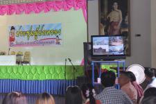 นายกเทศมนตรีนครแม่สอดและคณะผู้บริหารพบผู้ปกครองโรงเรียนเทศบาลวัดชุมพลคีรีแถลงนโยบายการบริหารพร้อมประชาสัมพันธ์ร่วมลงชื่อเสนอกฏหมายจัดตั้งจังหวัดแม่สอดเพื่อเสนอประธานรัฐสภา