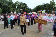แห่เทียนจำนำพรรษา