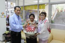 เจ้าหน้าที่ พนักงาน เทศบาลนครแม่สอด พร้อมใจกันอวยพรปีใหม่ ท่านนายกฯ