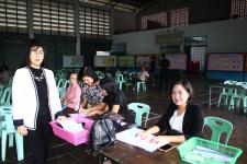 เทศบาลนครแม่สอดจ่ายเงินสงเคราะห์เพื่อการยังชีพของผู้สูงอายุและผู้พิการที่อยู่ในเขตเทศบาลนครแม่สอด ประจำเดือนกรกฎาคม 2560