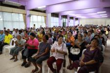 เทศบาลนครแม่สอด จัดประชุมประชาคมรับฟังความคิดเห็นของประชาชนในเขตเทศบาลนครแม่สอด และแจกเบี้ยยังชีพผู้สูงอายุและผู้พิการ ประจำเดือนกันยายน 2562