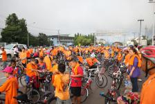 ดร.เทอดเกียรติ ชินสรนันท์ นายกเทศมนตรีนครแม่สอด ได้ไปร่วมกิจกรรม Bike For Love 