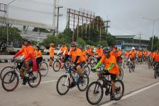 ดร.เทอดเกียรติ ชินสรนันท์ นายกเทศมนตรีนครแม่สอด ได้ไปร่วมกิจกรรม Bike For Love 