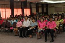 นายกเทศมนตรีนครแม่สอด ลงพื้นที่ พบประชาชนล่ารายชื่อ 30,000  คน เสนอรัฐบาลยกฐานะจังหวัดแม่สอด เมืองหน้าด่านประตูประชาคมเศรษฐกิจอาเซียน AEC