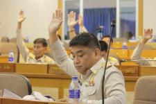 การประชุมสภาเทศบาล สมัยสามัญ สมัยที่๓ ครั้งที่4 ประจำปี 2559 ในวันพุธที่ 14 กันยายน พ.ศ. 2559 เวลา 10.00. ณ ห้องประชุมสภาเทศบาลนครแม่สอด