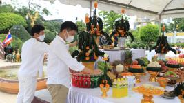 เทศบาลนครแม่สอด จัดพิธีบวงสรวง เพื่อก่อสร้างศาลสมเด็จพระนเรศวรมหาราช และศาลหลักเมืองใหม่