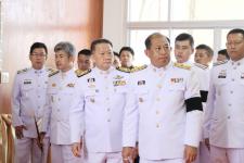 นายกเทศมนตรีนครแม่สอดร่วมเป็นตัวแทนรับไฟหลวงพระราชทานเตรียมพิธีถวายพระเพลิงพระบรมศพ