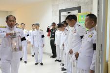 นายกเทศมนตรีนครแม่สอดร่วมเป็นตัวแทนรับไฟหลวงพระราชทานเตรียมพิธีถวายพระเพลิงพระบรมศพ