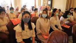 เทศบาลนครแม่สอดร่วมกับชมรมผู้สูงอายุนครแม่สอด ถวายเทียนจำนำพรรษาและผ้าอาบน้ำฝนที่วัดสุนทรีกาวาส (วัดป่าใหม่)