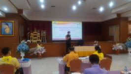 เทศบาลนครแม่สอด เข้าร่วมประชุมบุคลากรทางการศึกษาและมอบอุปกรณ์ป้องกันการติดเชื้อให้แก่โรงเรียนสรรพวิทยาคม