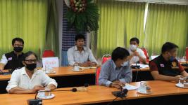 เทศบาลนครแม่สอด จัดประชุมคณะผู้บริหาร หัวหน้าส่วนราชการ และผู้ที่เกี่ยวข้องเทศบาล  นครแม่สอด ครั้งที่ 6/2563