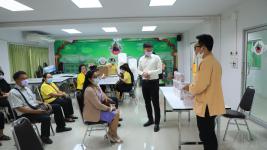 เทศบาลนครแม่สอด มอบเครื่องวัดอุณหภูมิให้กับวัดในเขตเทศบาลนครแม่สอด โรงเรียนและศูนย์พัฒนาเด็กเล็กในสังกัดเทศบาลนครแม่สอด