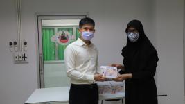 เทศบาลนครแม่สอด มอบเครื่องวัดอุณหภูมิให้กับวัดในเขตเทศบาลนครแม่สอด โรงเรียนและศูนย์พัฒนาเด็กเล็กในสังกัดเทศบาลนครแม่สอด