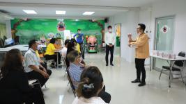 เทศบาลนครแม่สอด มอบเครื่องวัดอุณหภูมิให้กับวัดในเขตเทศบาลนครแม่สอด โรงเรียนและศูนย์พัฒนาเด็กเล็กในสังกัดเทศบาลนครแม่สอด