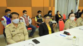 ทน.แม่สอด จัดประชุมเสนอคณะกรรมาธิการวิสามัญพิจารณาศึกษาปัญหาที่ดินและการออกเอกสารสิทธิ์ในที่ดินสภาผู้แทนราษฎร