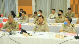 ทน.แม่สอด จัดประชุมเสนอคณะกรรมาธิการวิสามัญพิจารณาศึกษาปัญหาที่ดินและการออกเอกสารสิทธิ์ในที่ดินสภาผู้แทนราษฎร