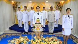 คณะผู้บริหาร ปลัดทศบาล รองปลัดเทศบาล ผู้อำนวยการกอง และหัวหน้าฝ่าย                ทน.แม่สอด บันทึกเทปถวายพระพรชัยมงคลพระบาทสมเด็จพระปรเมนทรรามาธิบดีศรีสินทรมหาวชิราลงกรณ พระวชิรเกล้าเจ้าอยู่หัว