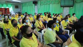 นายกเทศมนตรี มอบเกียรติบัตรแก่อาสาสมัครสาธารณสุข (อสม.) ในเขตเทศบาล