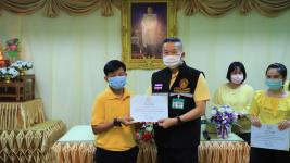 นายกเทศมนตรี มอบเกียรติบัตรแก่อาสาสมัครสาธารณสุข (อสม.) ในเขตเทศบาล