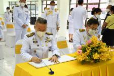 ผู้บริหาร ทน.แม่สอด ร่วมกิจกรรมเฉลิมพระเกียรติพระบาทสมเด็จพระเจ้าอยู่หัว เนื่องในโอกาสวันเฉลิมพระชนมพรรษา 28 กรกฎาคม 2563