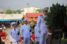 ดร.เทอดเกียรติ ชินสรนันท์ นายกเทศมนตรีนครแม่สอด เข้าร่วมพิธีวางพวงมาลา ในวันสมเด็จพระนเรศวรมหาราช