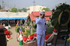 ดร.เทอดเกียรติ ชินสรนันท์ นายกเทศมนตรีนครแม่สอด เข้าร่วมพิธีวางพวงมาลา ในวันสมเด็จพระนเรศวรมหาราช