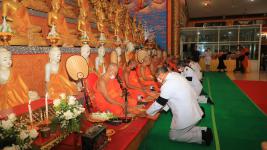 ผู้บริหาร ทน.แม่สอด ร่วมพิธีพระราชทานน้ำหลวงสรงศพ พระราชวีรากร อดีตเจ้าคณะจังหวัดตาก อดีตเจ้าอาวาสวัดตรีรัตนาราม