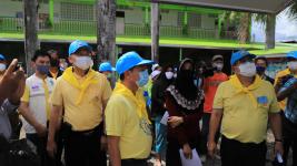 ผู้บริหาร ทน.แม่สอด ร่วมกิจกรรมการตรวจหาโรคติดเชื้อไวรัสโคโรนา 2019 โดยรถพระราชทานตรวจโรคติดเชื้อชีวนิรภัย จังหวัดตาก