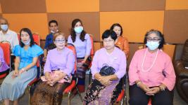 เทศบาลนครแม่สอด จัดพิธีมอบเกียรติบัตรผู้จบหลักสูตร “วิชชาลัยสูงวัยนครแม่สอด” รุ่นที่ 2