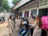 นายกเทศมนตรี มอบ รรท.ปลัดเทศบาล ลงพื้นที่เยี่ยมเยือนผู้ยากไร้ในเขตเทศบาล