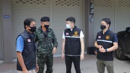 นายกเทศมนตรีมอบเลขานุการฯ หัวหน้าส่วนราชการ ลงพื้นที่จุดเสี่ยงโควิด-19 ในเขตเทศบาล