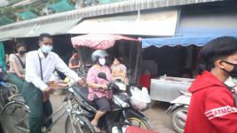 นายกเทศมนตรีมอบเลขานุการฯ หัวหน้าส่วนราชการ ลงพื้นที่จุดเสี่ยงโควิด-19 ในเขตเทศบาล
